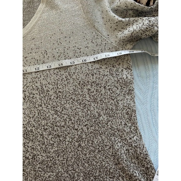 Chico's Easywear Metallic Speckled Ombre Shimmer V-Neck Sweater SZ 1 US Med - Picture 7 of 8